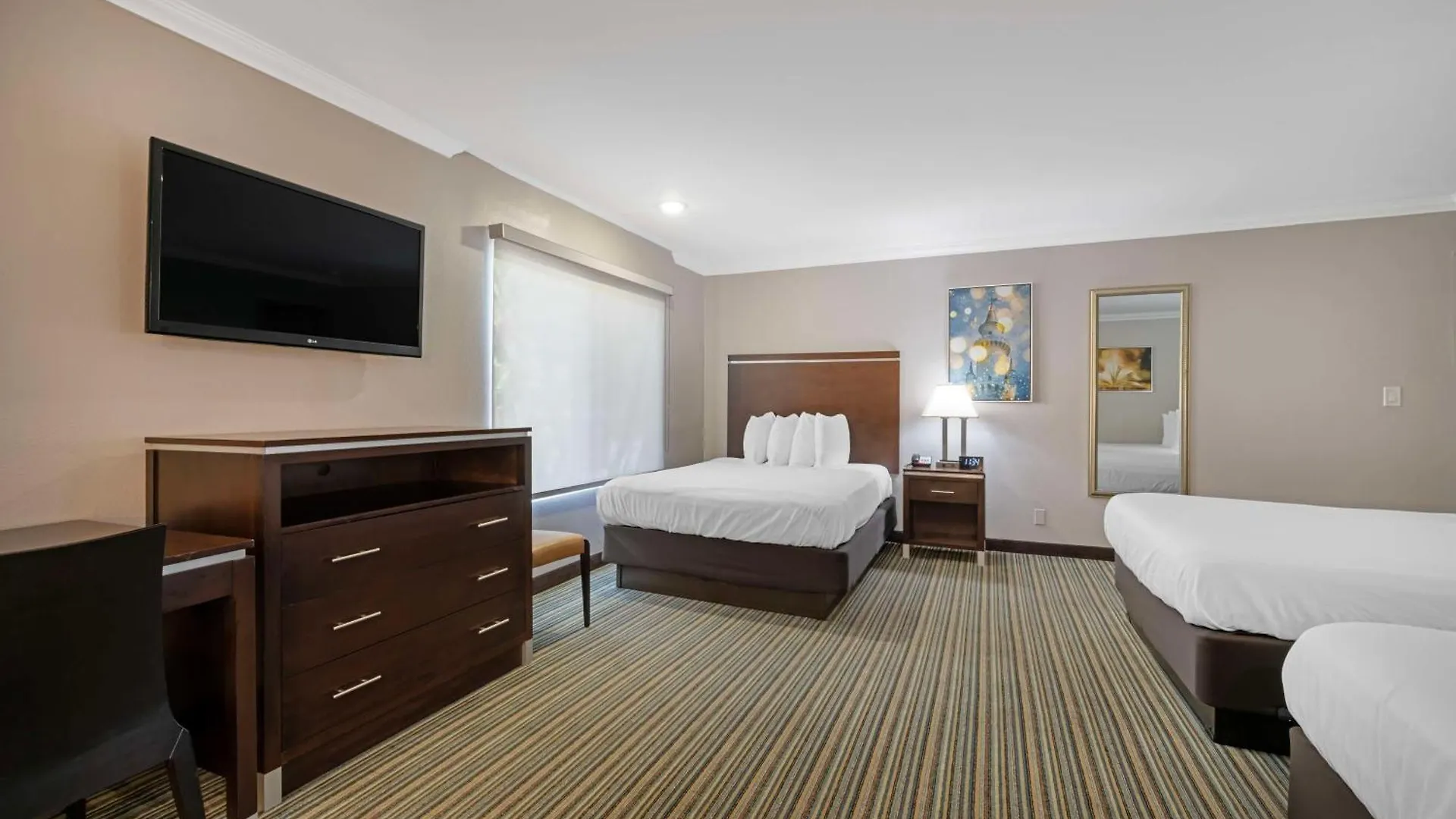 Best Western Courtesy Inn Hotel - Anaheim Resort At The Park