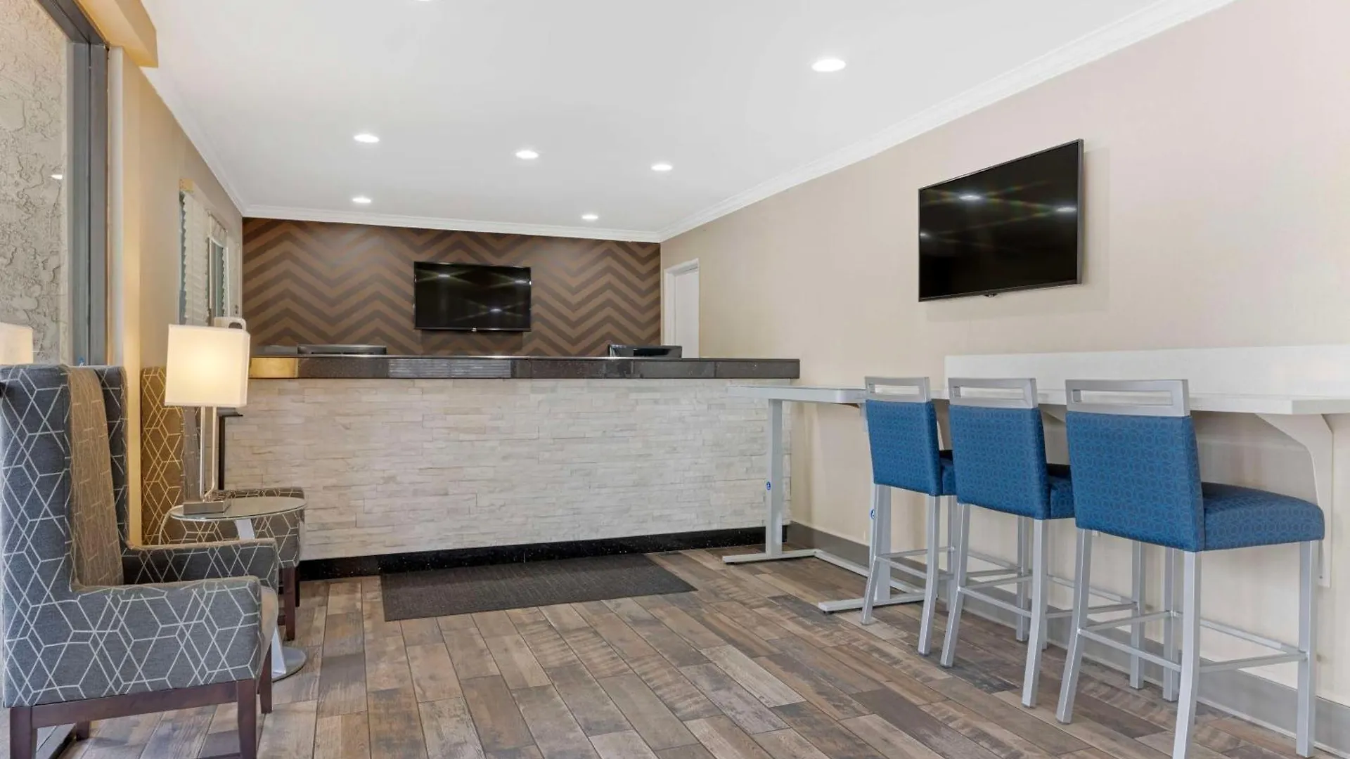 Best Western Courtesy Inn Hotel - Anaheim Resort At The Park